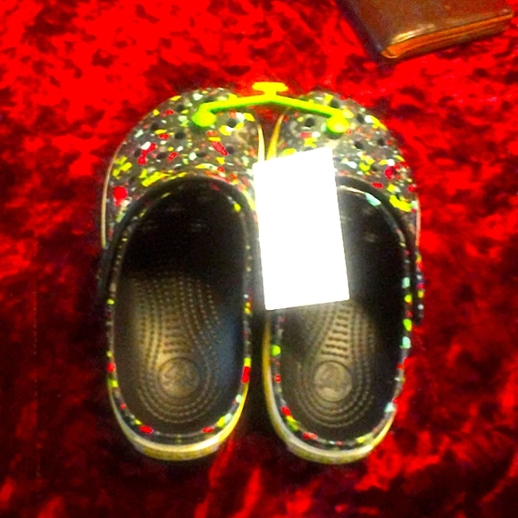 Crocs - Picture 1 of 2